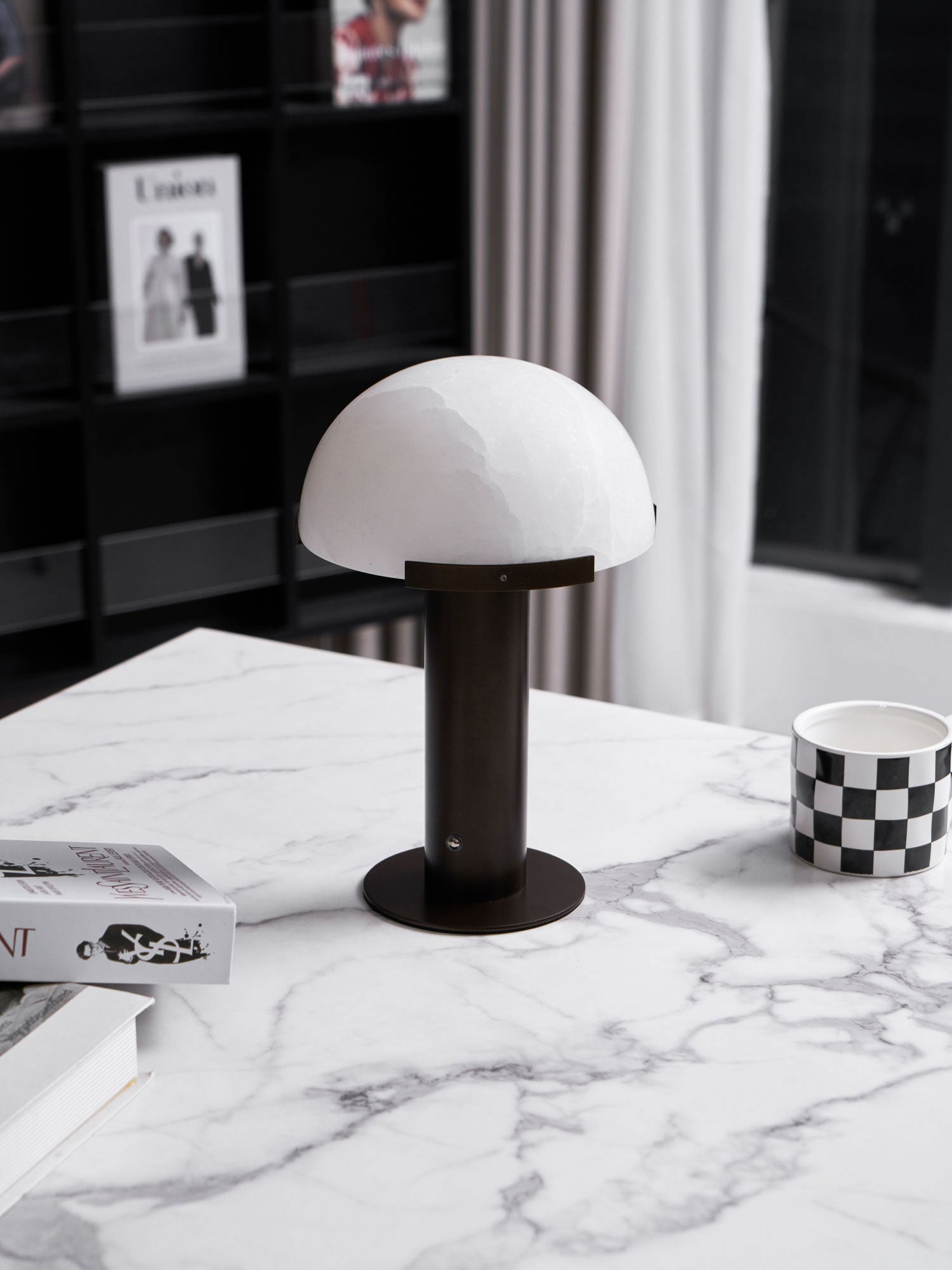 Elegance Minimalist Alabaster Table Lamp