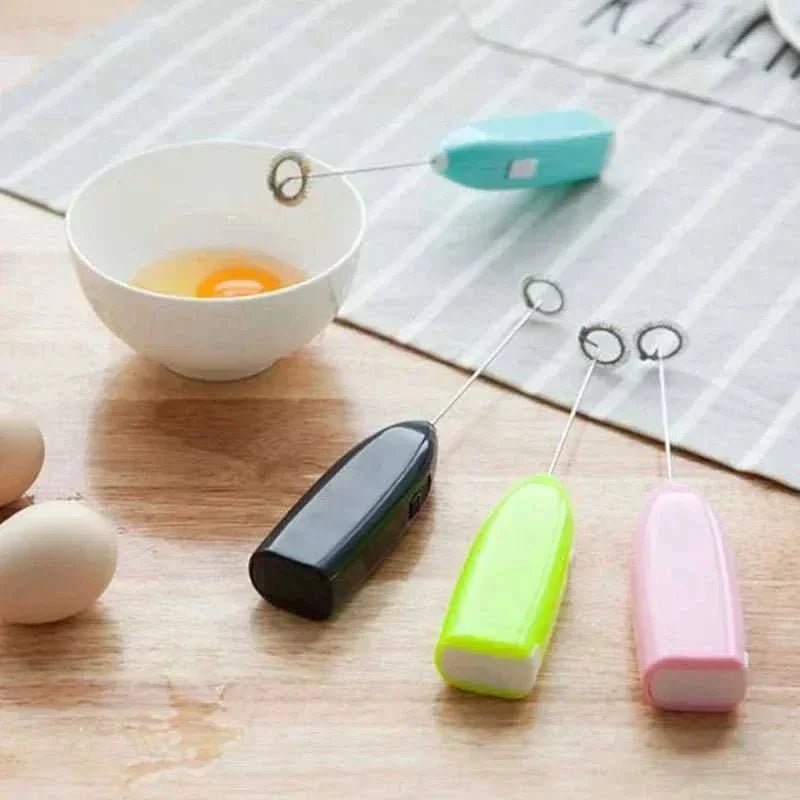 مخفّق حليب كهربائي من CreamPulse لرغوة كريمية، مثالي لمحضّري القهوة في المنزل