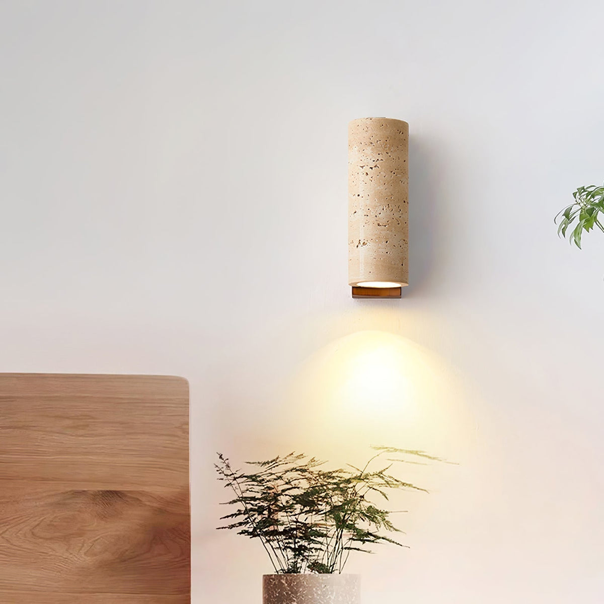 Applique murale Nula en travertin naturel — Design incurvé