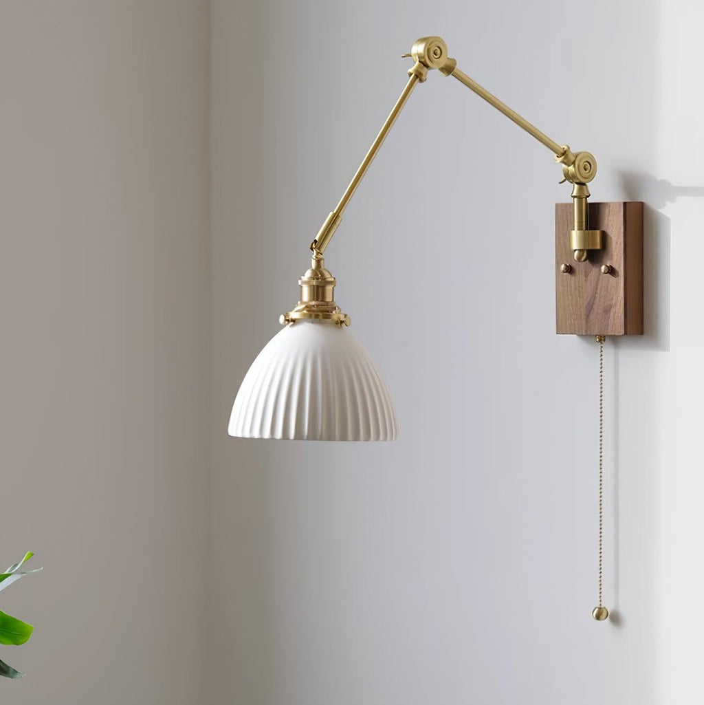 Brione Vintage φωτιστικό τοίχου — Ρυθμιζόμενος βραχίονας με άρθρωση, ενσύρματη σχεδίαση