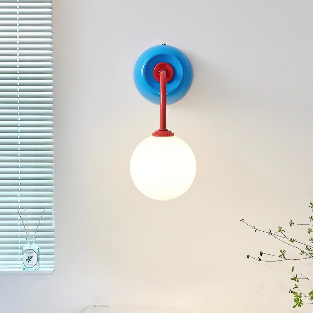 Candeeiro de parede Aurora Color Pop — metal e vidro, casquilho G9 com ligação direta