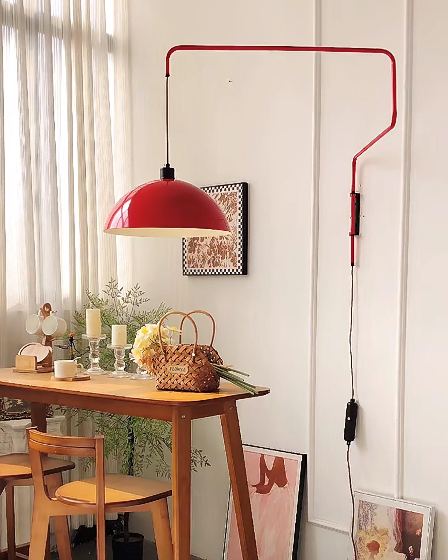 Lampada da parete Elio con spina — paralume orientabile da 40 cm, stelo regolabile