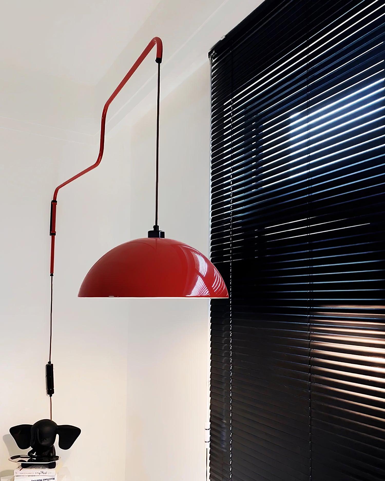 Lampada da parete Elio con spina — paralume orientabile da 40 cm, stelo regolabile