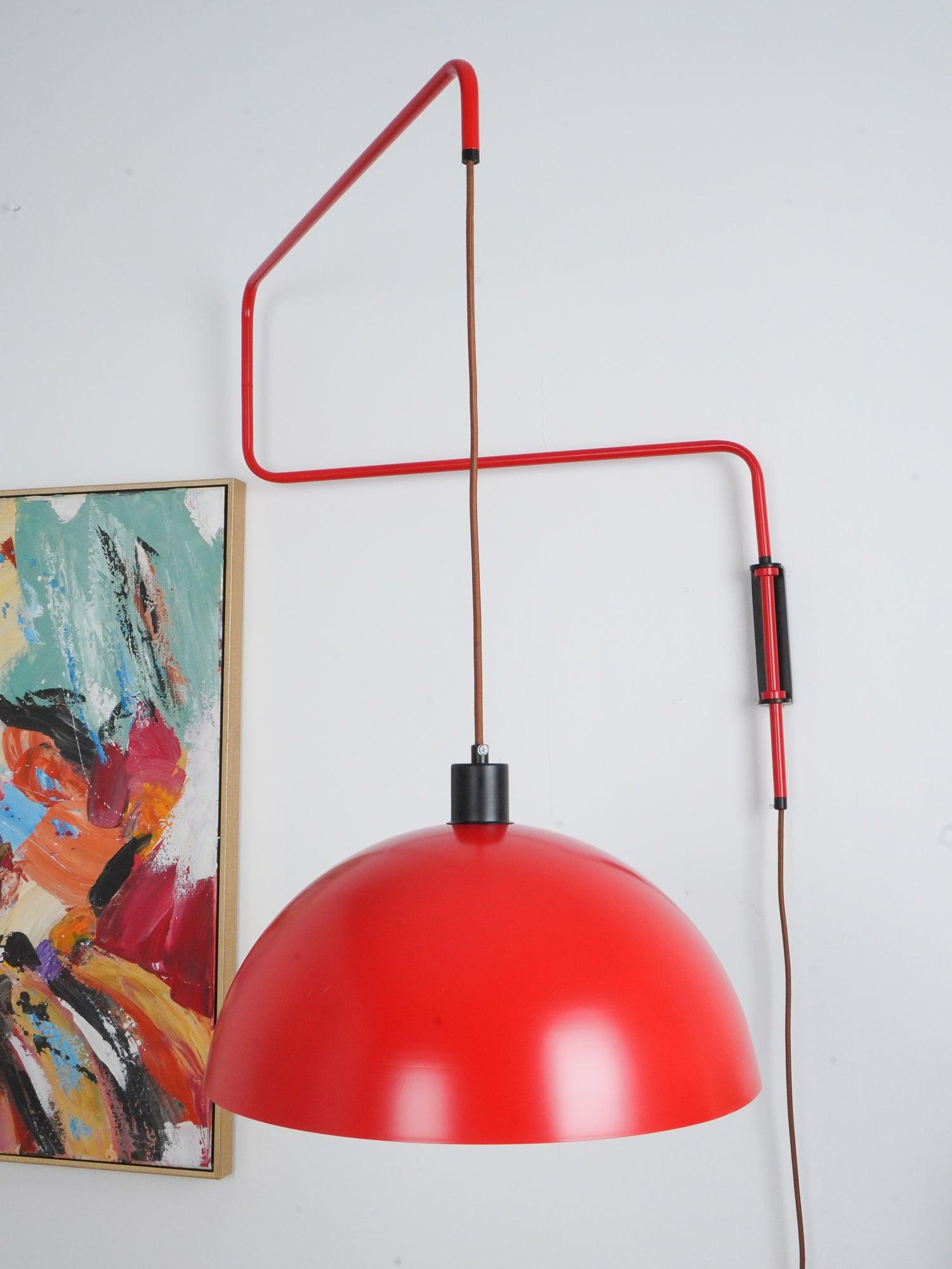 Lampada da parete Elio con spina — paralume orientabile da 40 cm, stelo regolabile