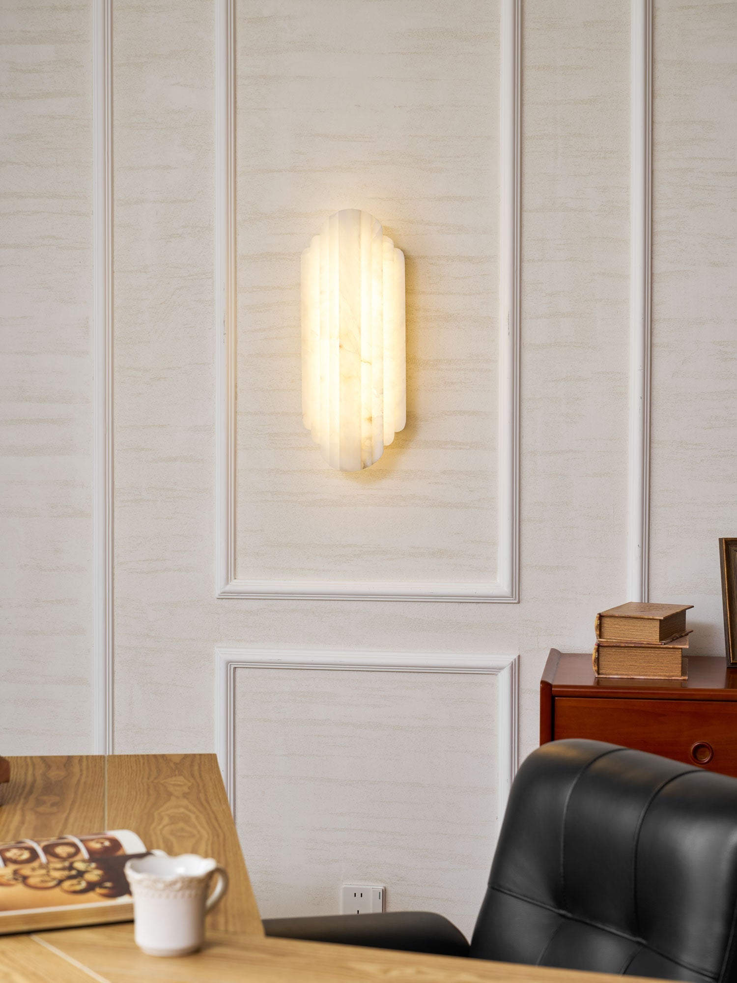 Nástěnné svítidlo Estelle Stacked Alabaster