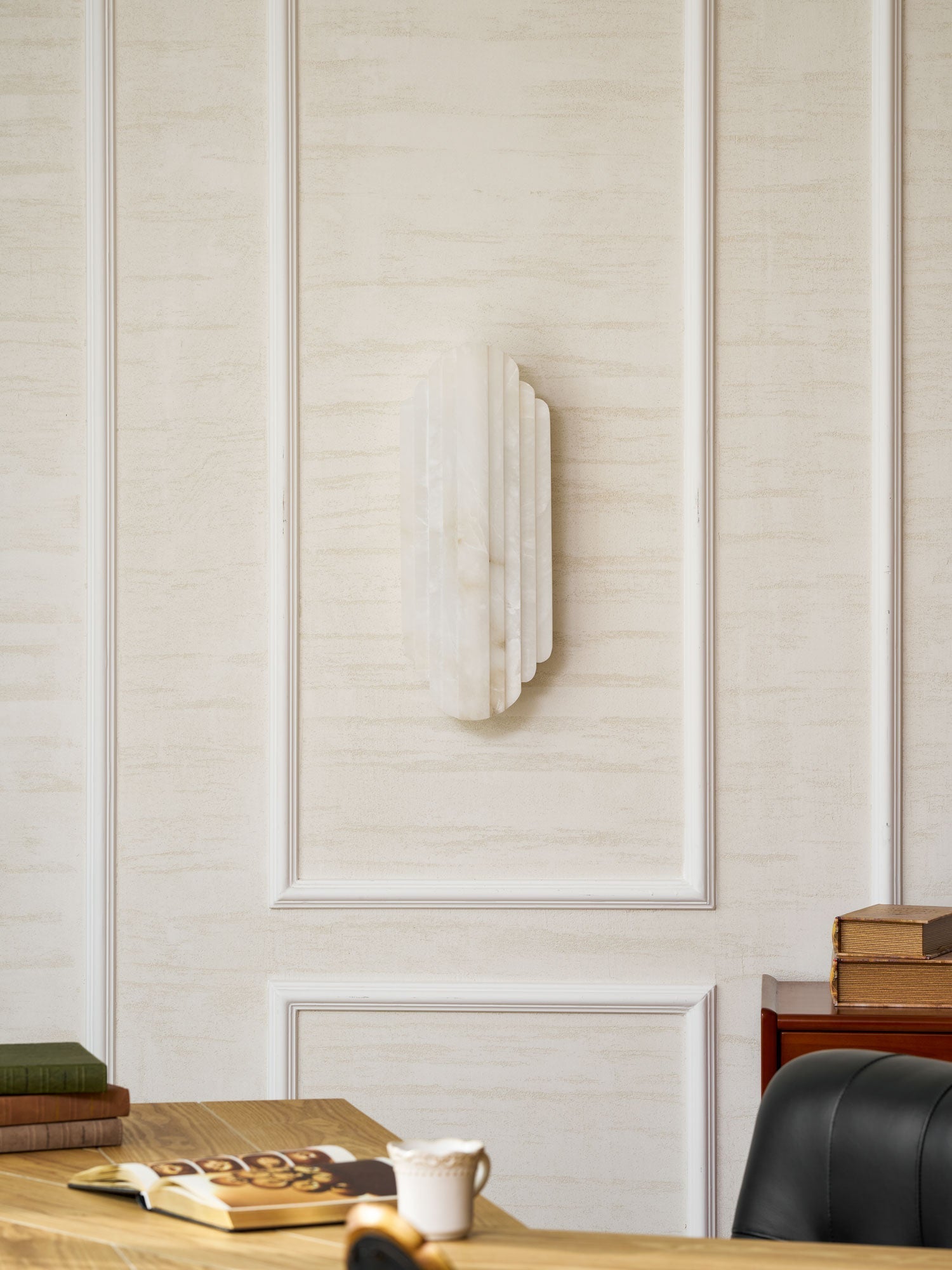 Nástěnné svítidlo Estelle Stacked Alabaster