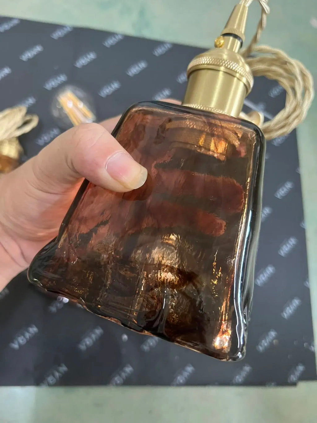 Amirino staklena svjetla