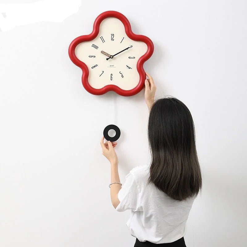 Orologio da parete con pendolo floreale 3D PetalPulse, movimento silenzioso per il soggiorno
