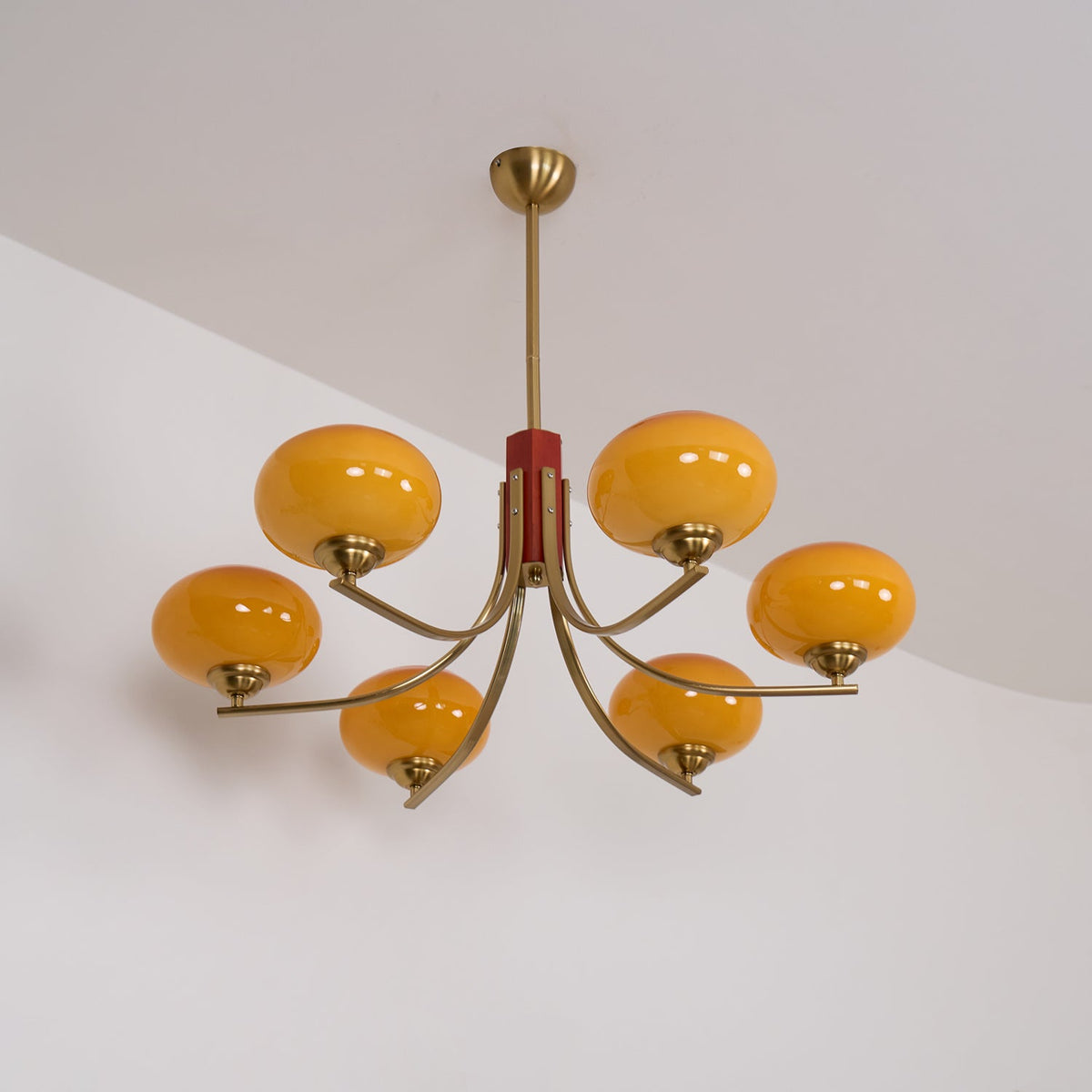 Auralyn 6 灯琥珀色玻璃球形吊灯 — 直径 75cm 吸顶灯