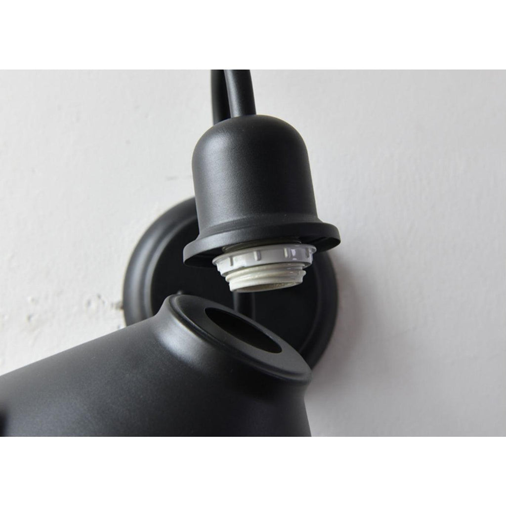 Ray vintage utendørs vegglampe med kjegleform