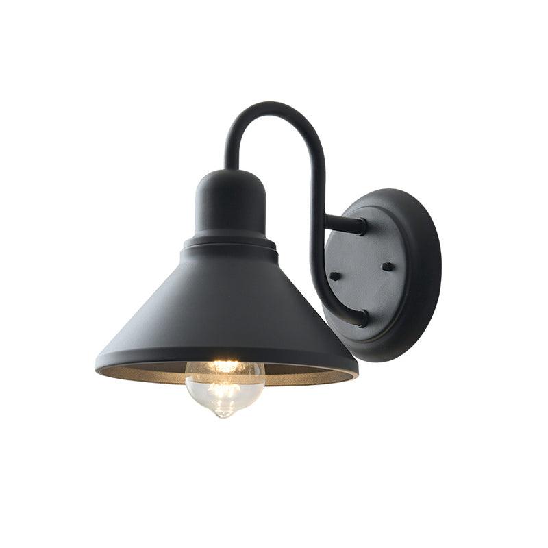 Ray vintage utendørs vegglampe med kjegleform