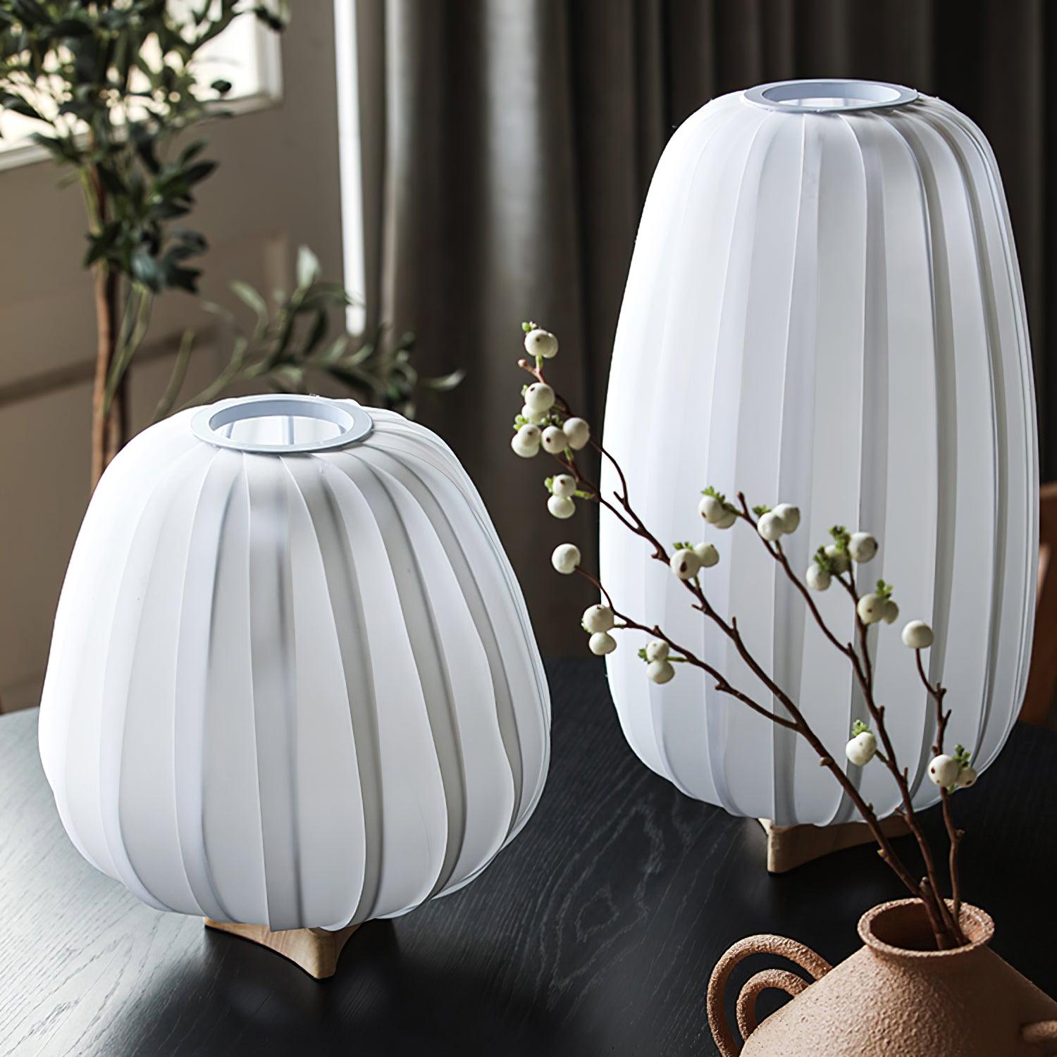 Contemporary Minimalist Fabric Table Lamp