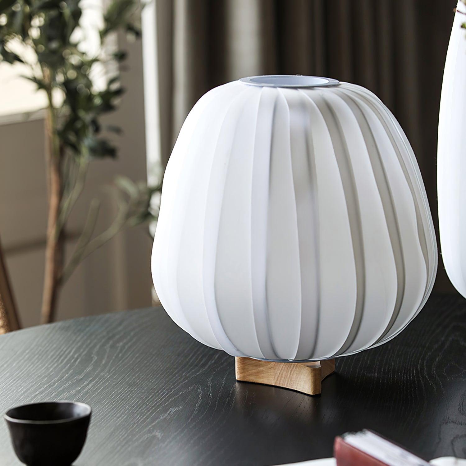 Contemporary Minimalist Fabric Table Lamp