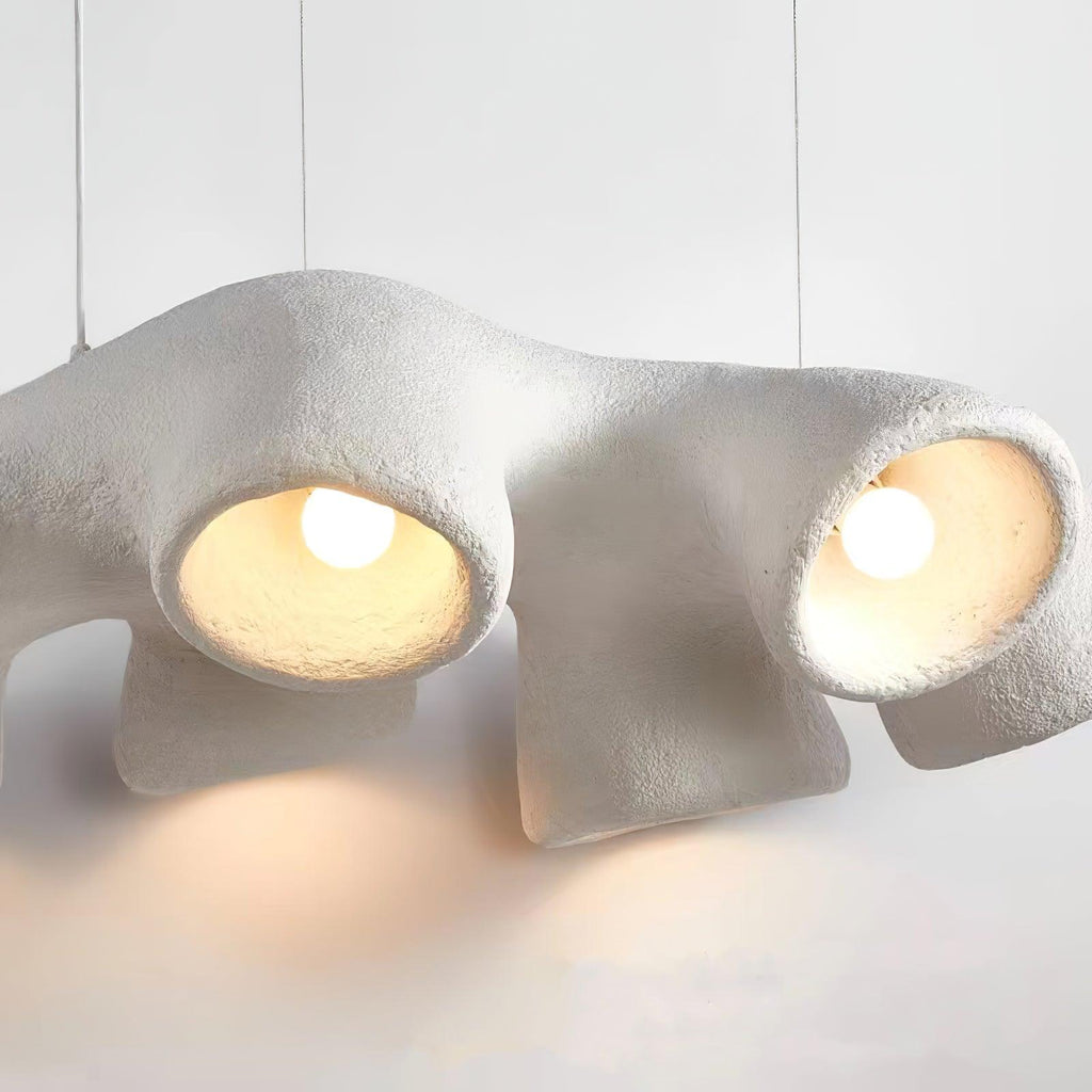 Pendulă cu formă sculpturală de nou-născut