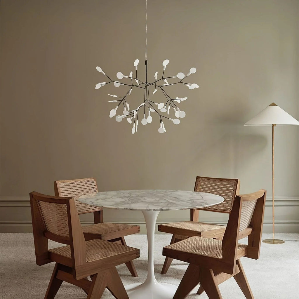 Současný stropní lustr Firefly — minimalistický design