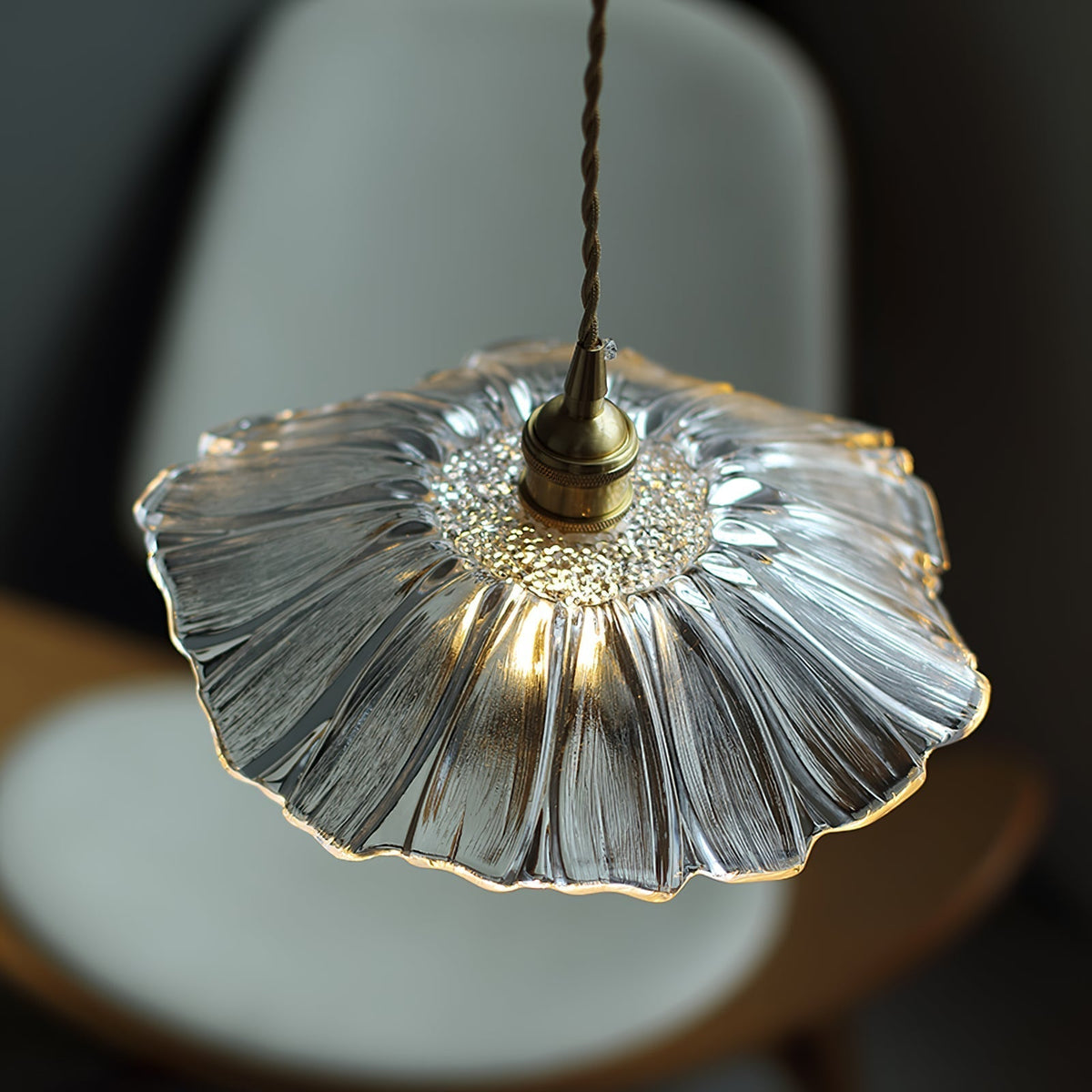 Lámpara colgante de vidrio con forma de flor Calia - luminaria de techo vintage