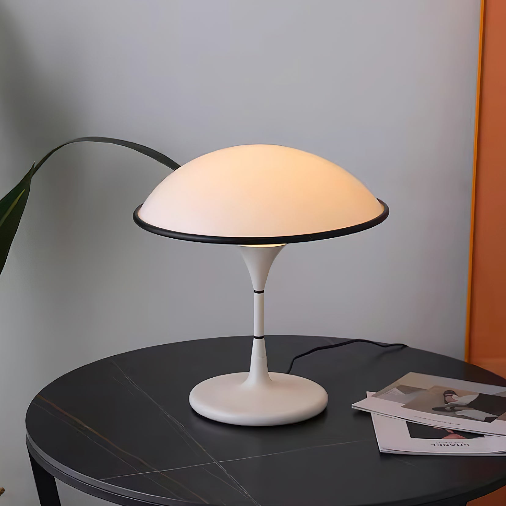 Lumora Bordslampa | Elegant bordslampa med en distinkt design