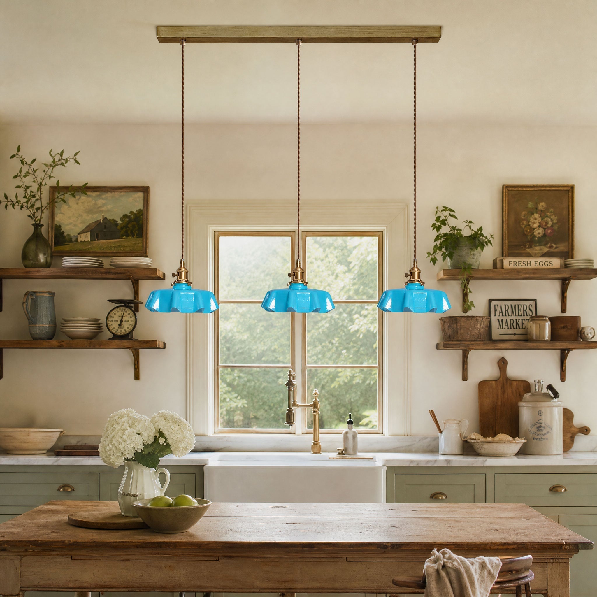 Francouzské květinové plisované závěsné svítidlo — vintage design osvětlení