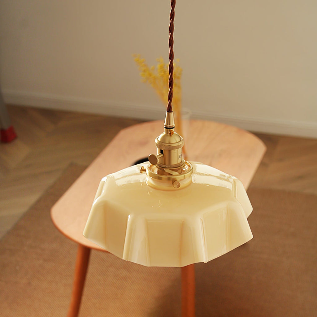 Fransk blomstertaklampa – radiell kronbladsformad kupol, Ø 25 cm