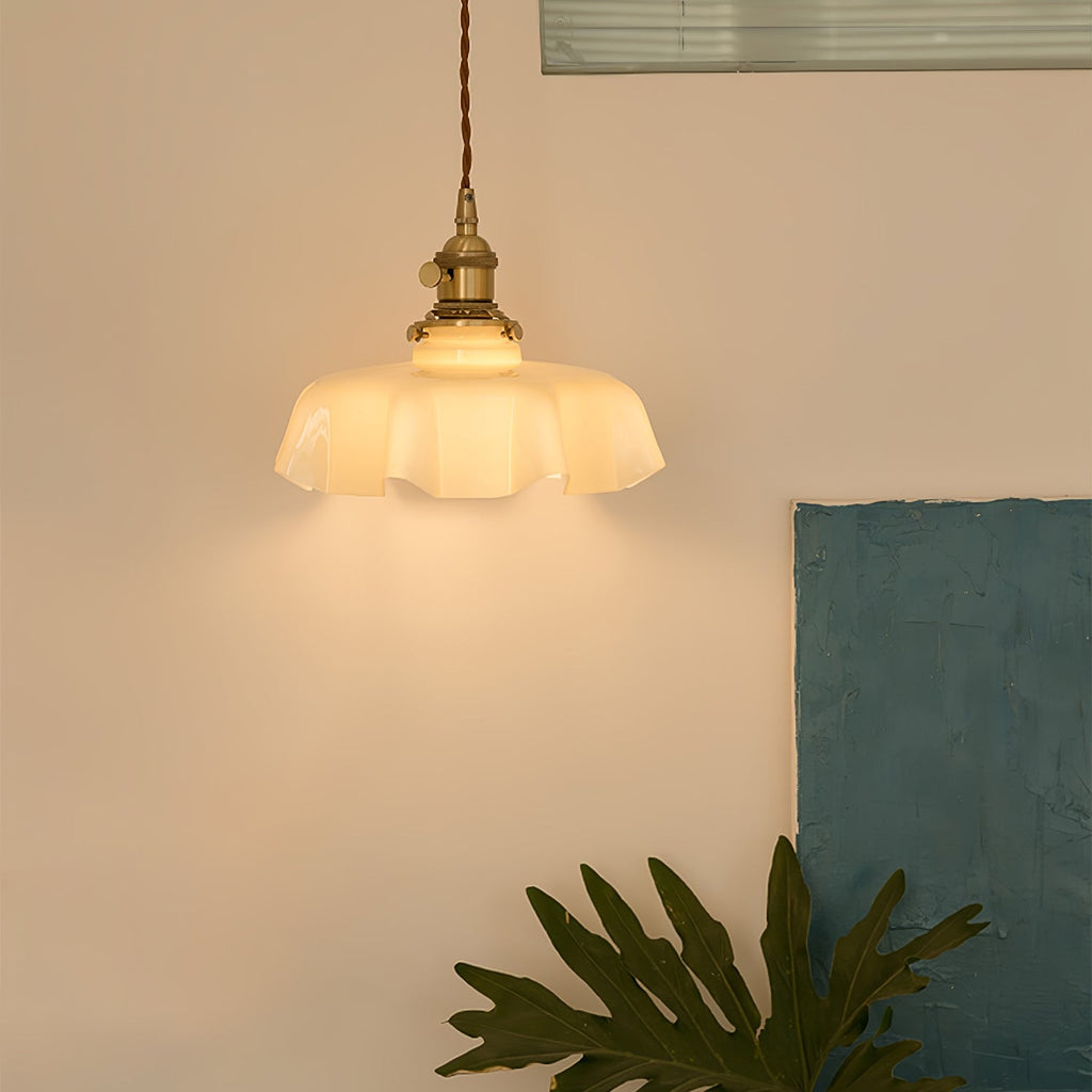 Fransk blomstertaklampa – radiell kronbladsformad kupol, Ø 25 cm