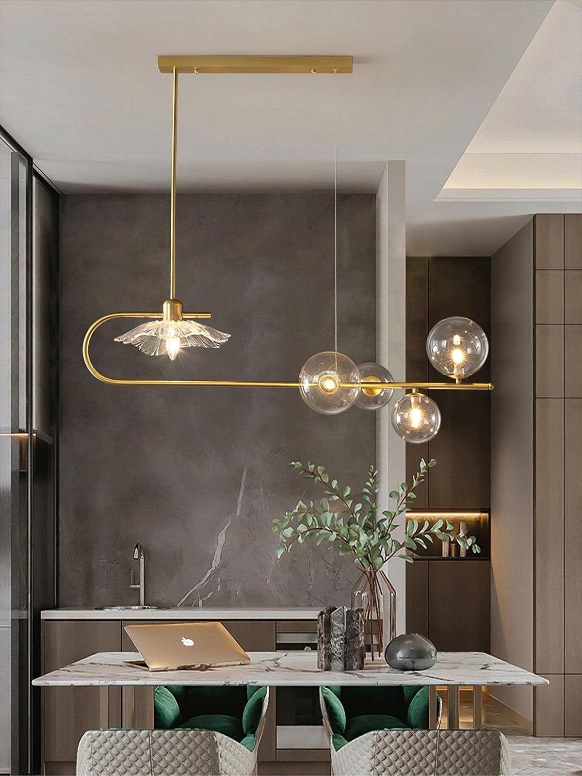 Lustra-pendellampe – gyllen messing, detaljer i glass med 5 lyskilder