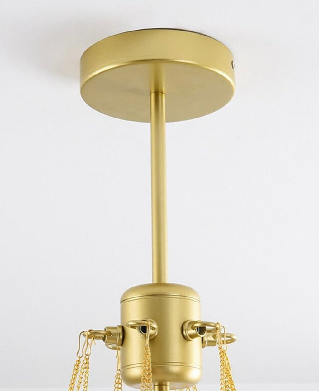 Lunera Frosted Globe Chandelier | Orntli