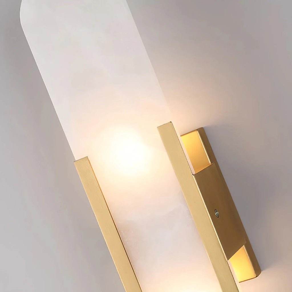 LumaNova elegant sort- og gylden LED-væglampe-sconce
