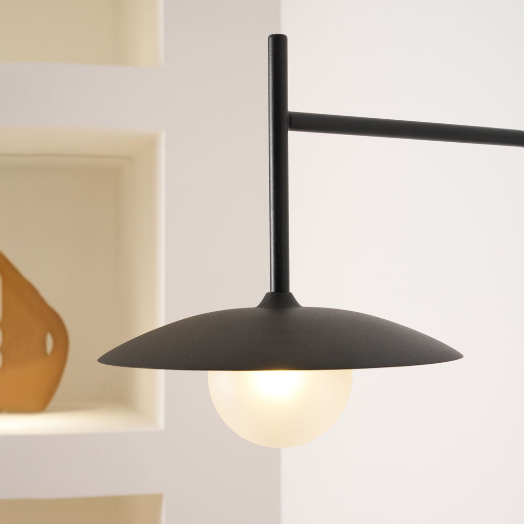 Gea Wandleuchte mit Schwenkarm und Stecksystem – geschwungenes Arm-Design, sanfte Beleuchtung