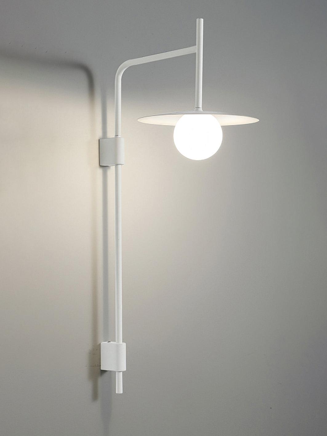 Gea Wandleuchte mit Schwenkarm und Stecksystem – geschwungenes Arm-Design, sanfte Beleuchtung