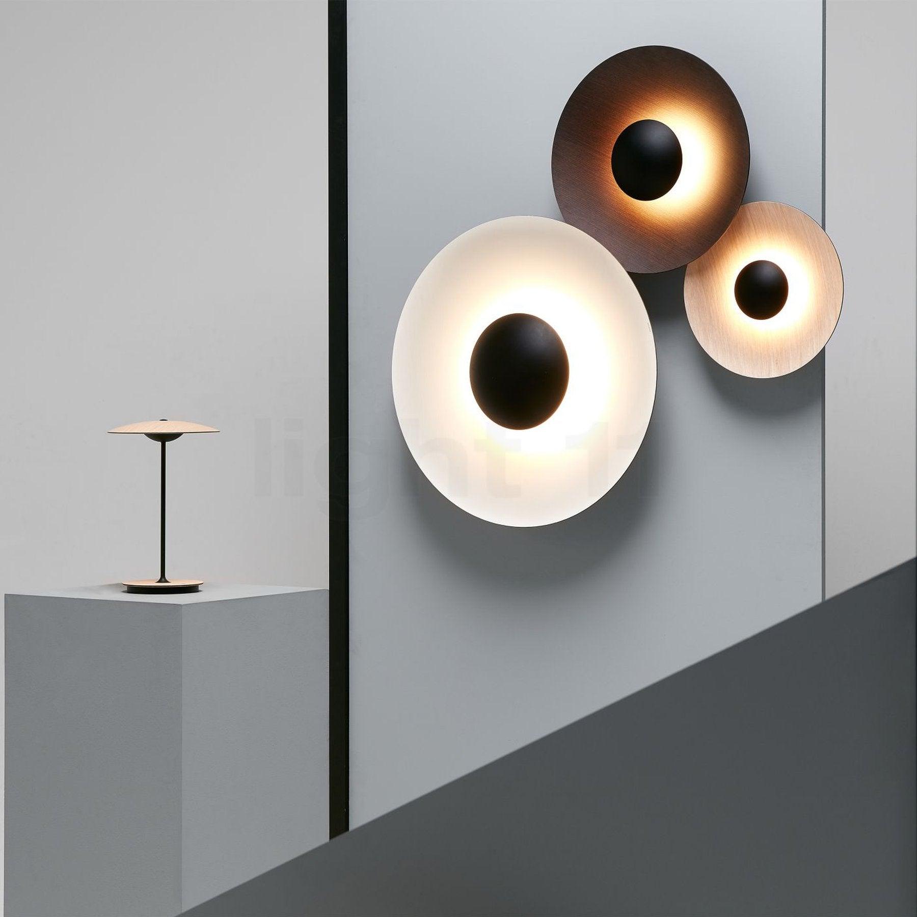 Simplicity Glow Wall Light — Plug-In Mount, Direct Illumination