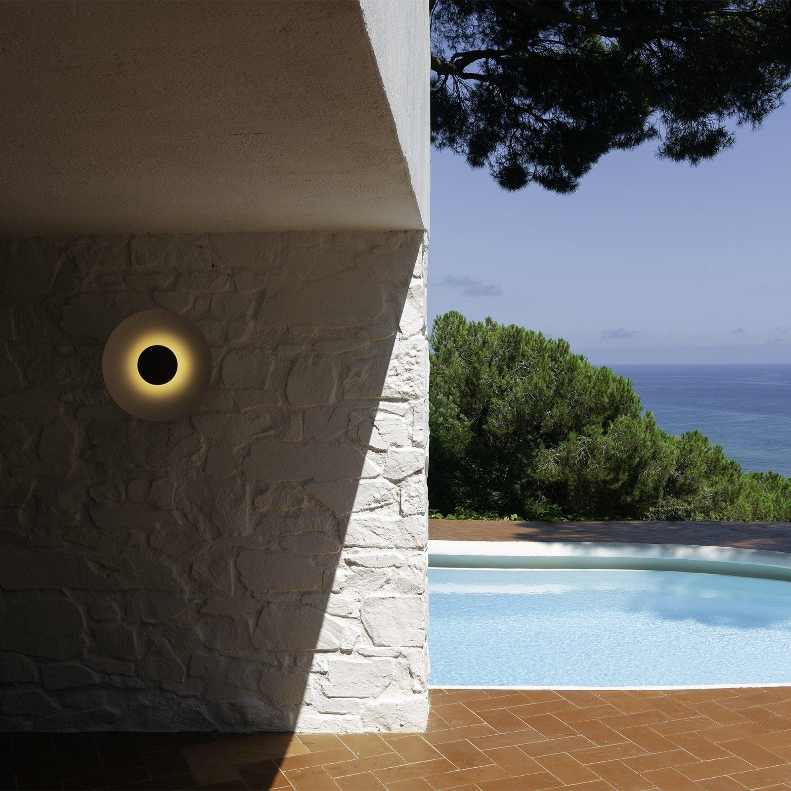 Simplicity Glow Wall Light — Plug-In Mount, Direct Illumination