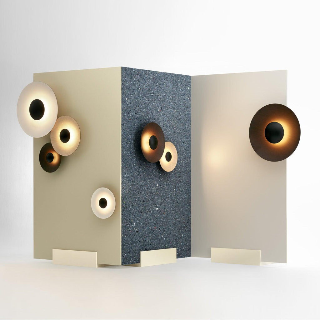 Simplicity Glow Wall Light — Plug-In Mount, Direct Illumination