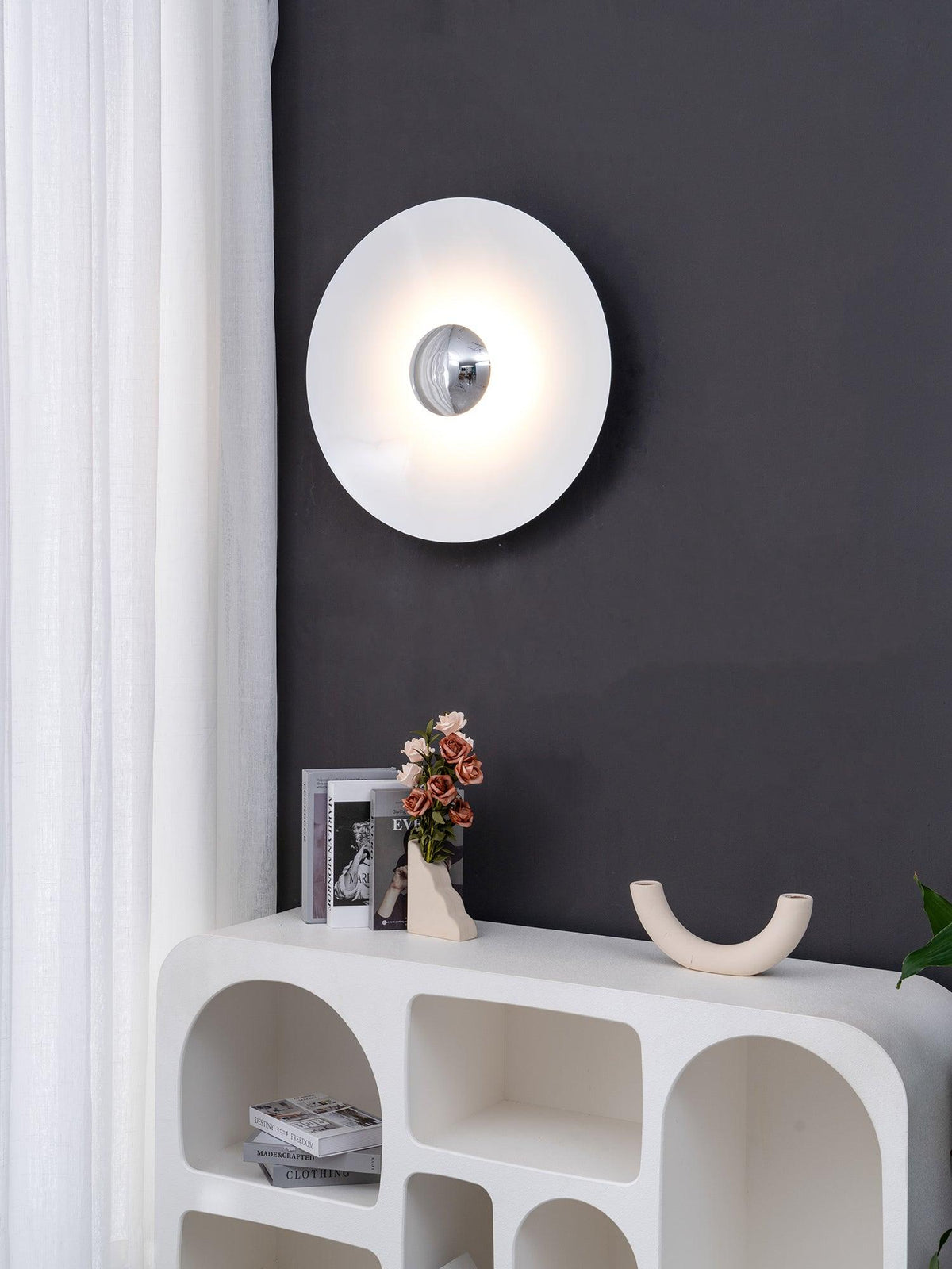 Simplicity Glow Wall Light — Plug-In Mount, Direct Illumination