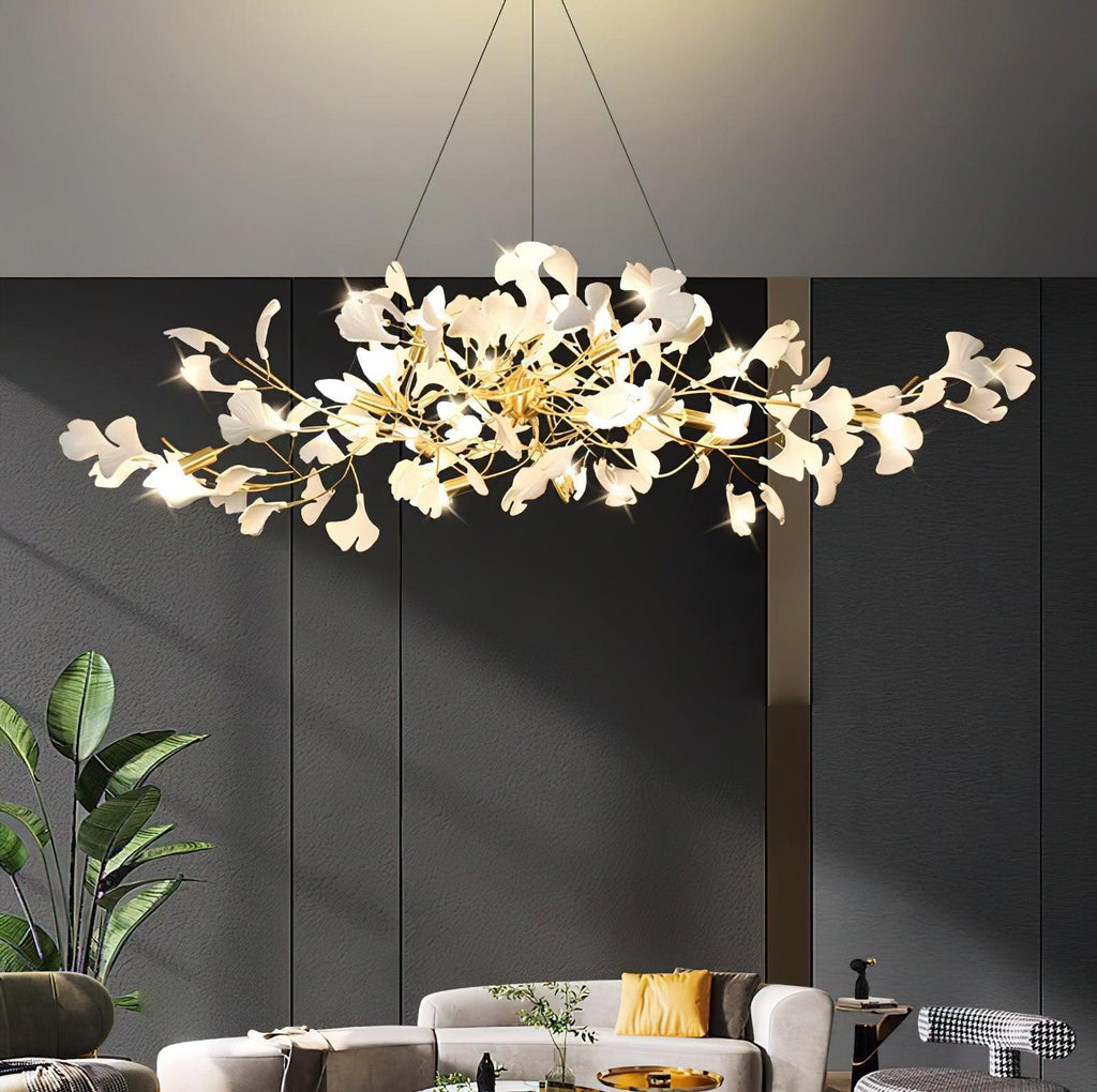 Ginkgo Dalı Avize — El Yapımı Porselen Yapraklar, Pirinç Dallar, Geniş Yatay Tasarım