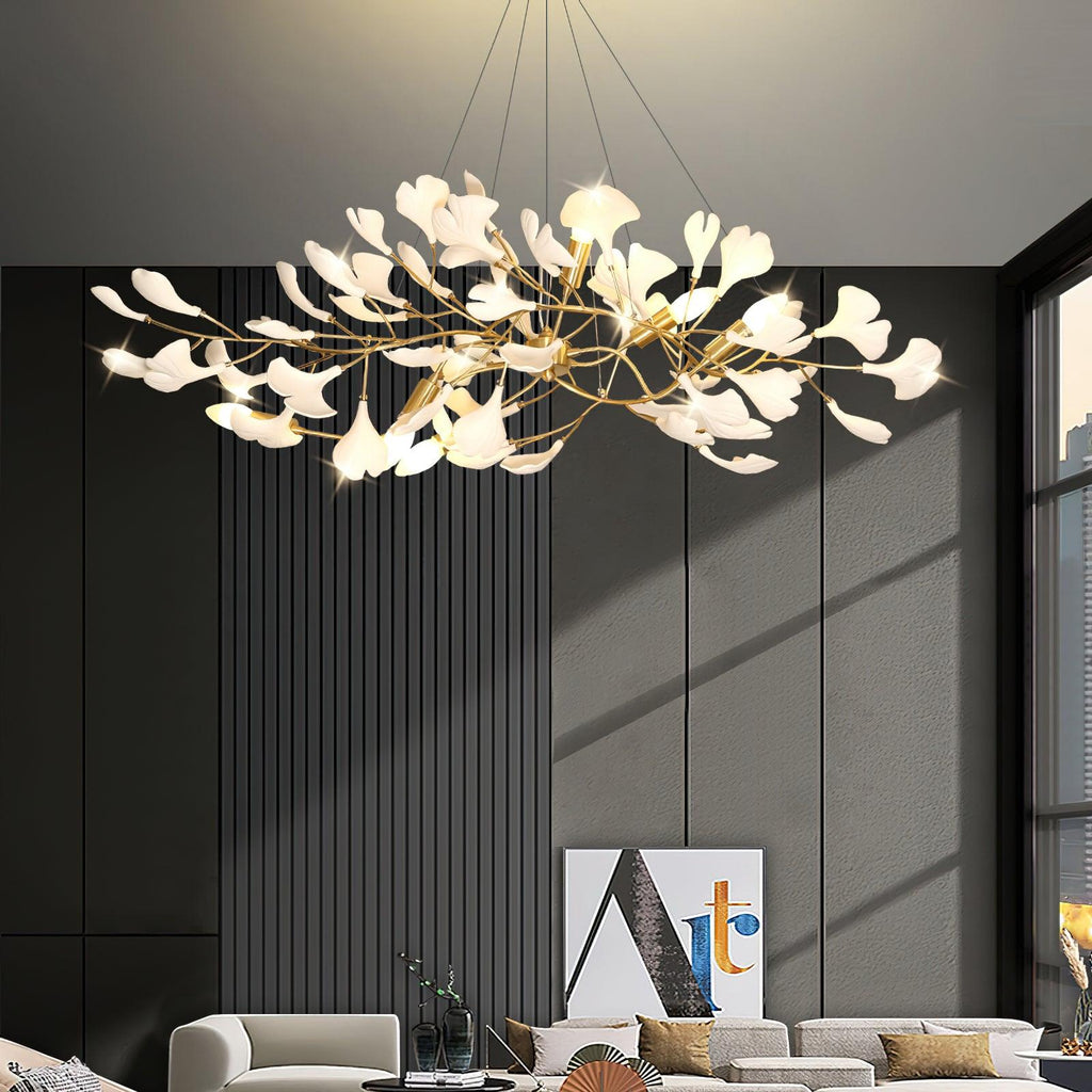 Ginkgo Dalı Avize — El Yapımı Porselen Yapraklar, Pirinç Dallar, Geniş Yatay Tasarım