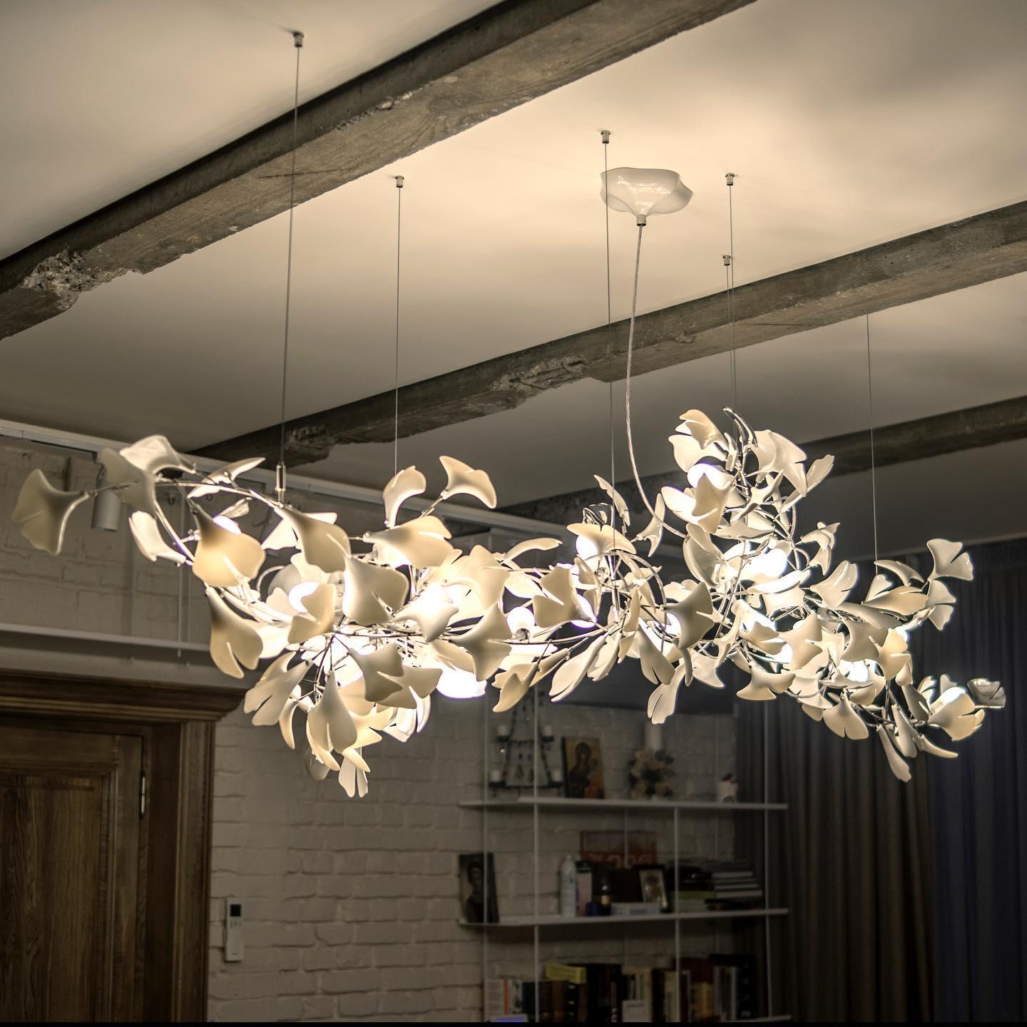 Lineare Pendelleuchte „Gingko Bloom“ – 39 Zoll, 6-flammig, oder 47 Zoll, 8-flammig