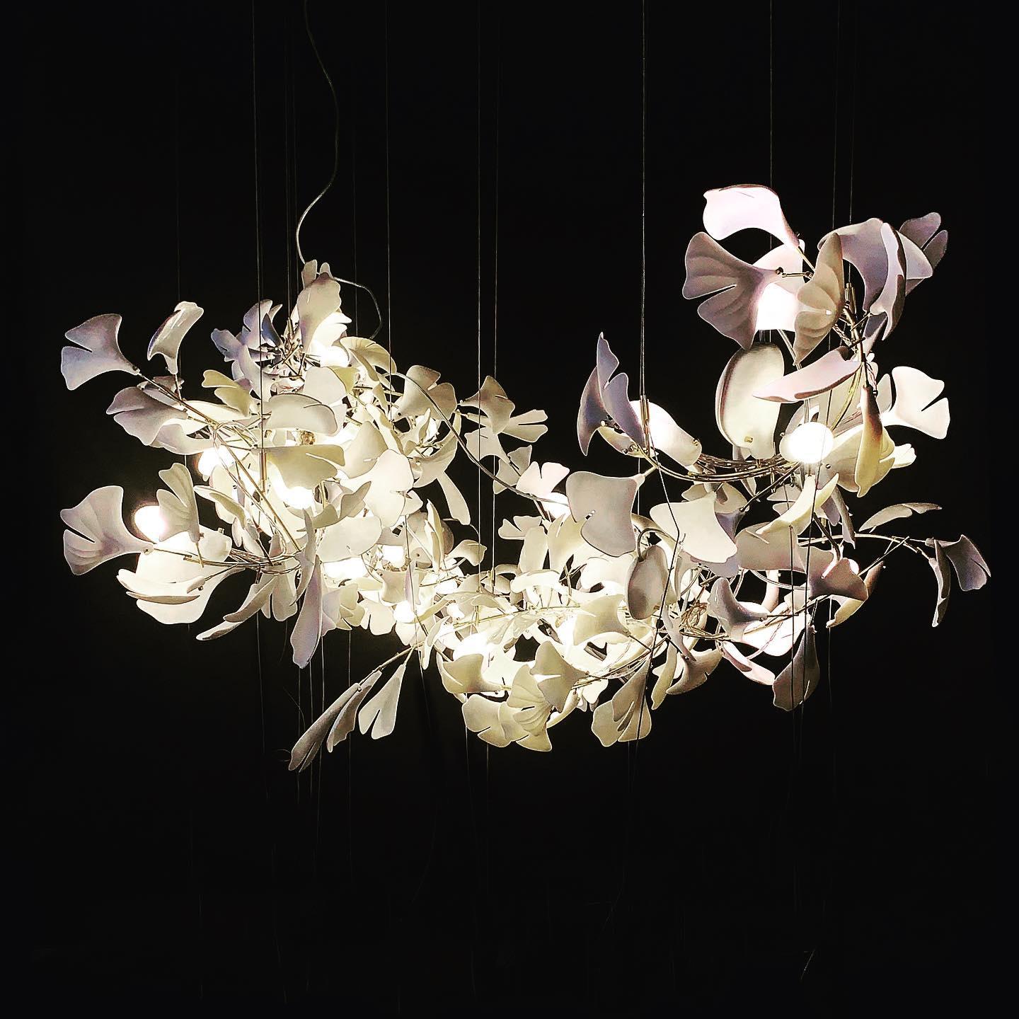 Lineare Pendelleuchte „Gingko Bloom“ – 39 Zoll, 6-flammig, oder 47 Zoll, 8-flammig