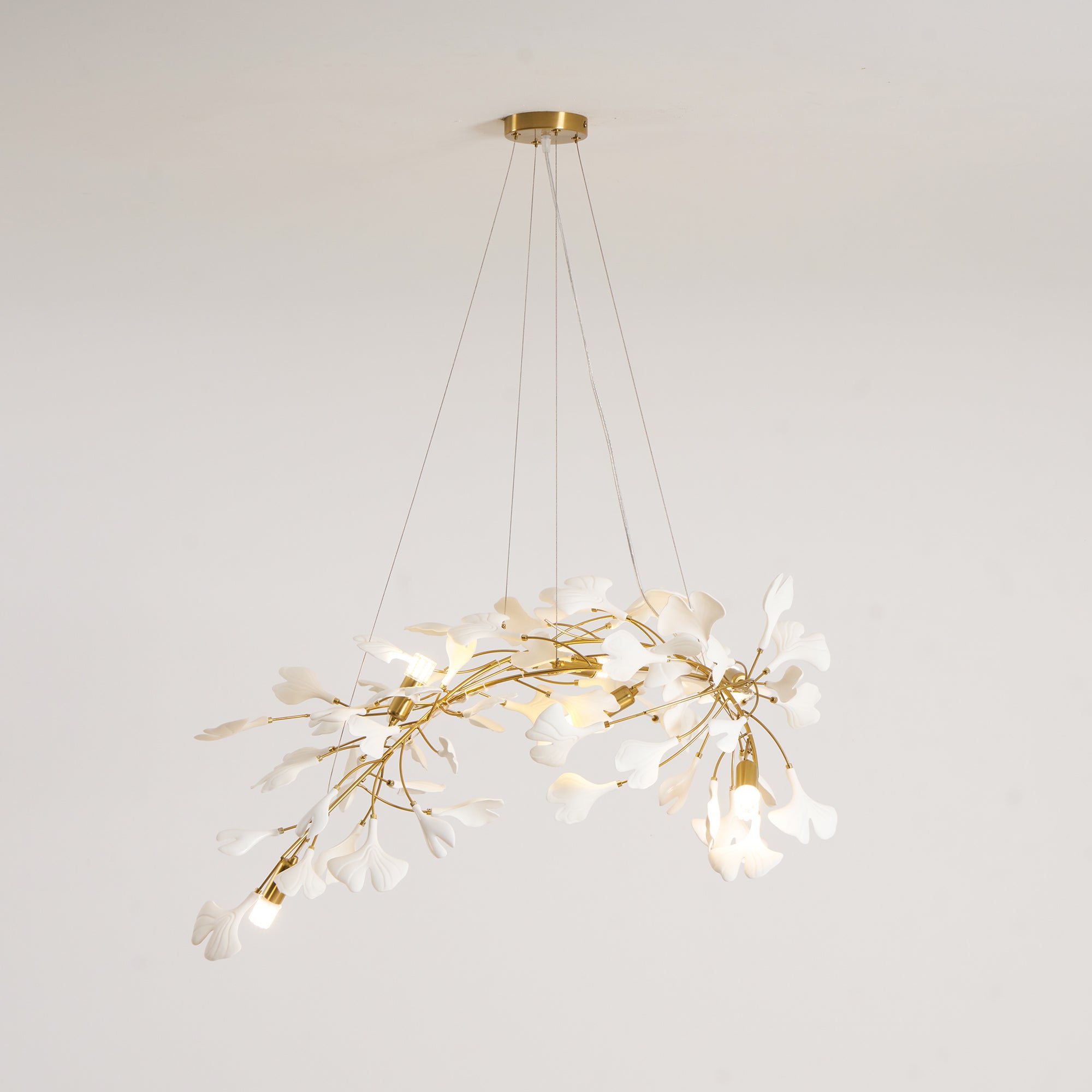 Lineare Pendelleuchte „Gingko Bloom“ – 39 Zoll, 6-flammig, oder 47 Zoll, 8-flammig