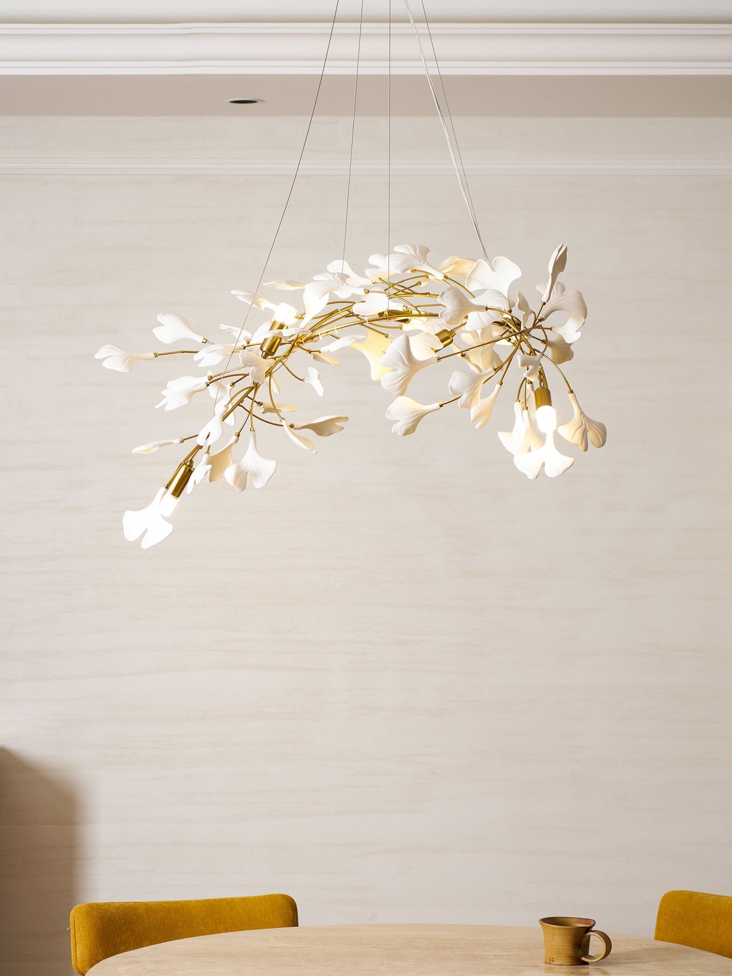 Lineare Pendelleuchte „Gingko Bloom“ – 39 Zoll, 6-flammig, oder 47 Zoll, 8-flammig