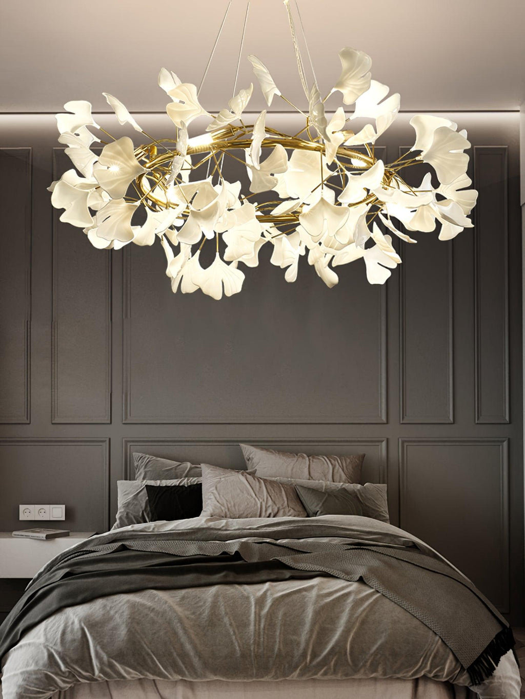 Korunový lustr Gingko — nízkoprofilové provedení 11.8″