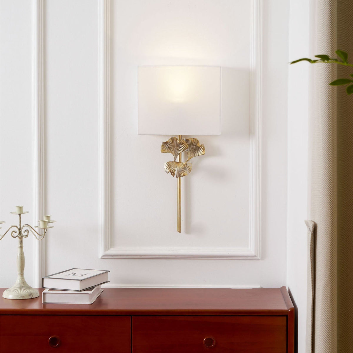 Ginkgo Wall Lamp – Daisy Leaf Design