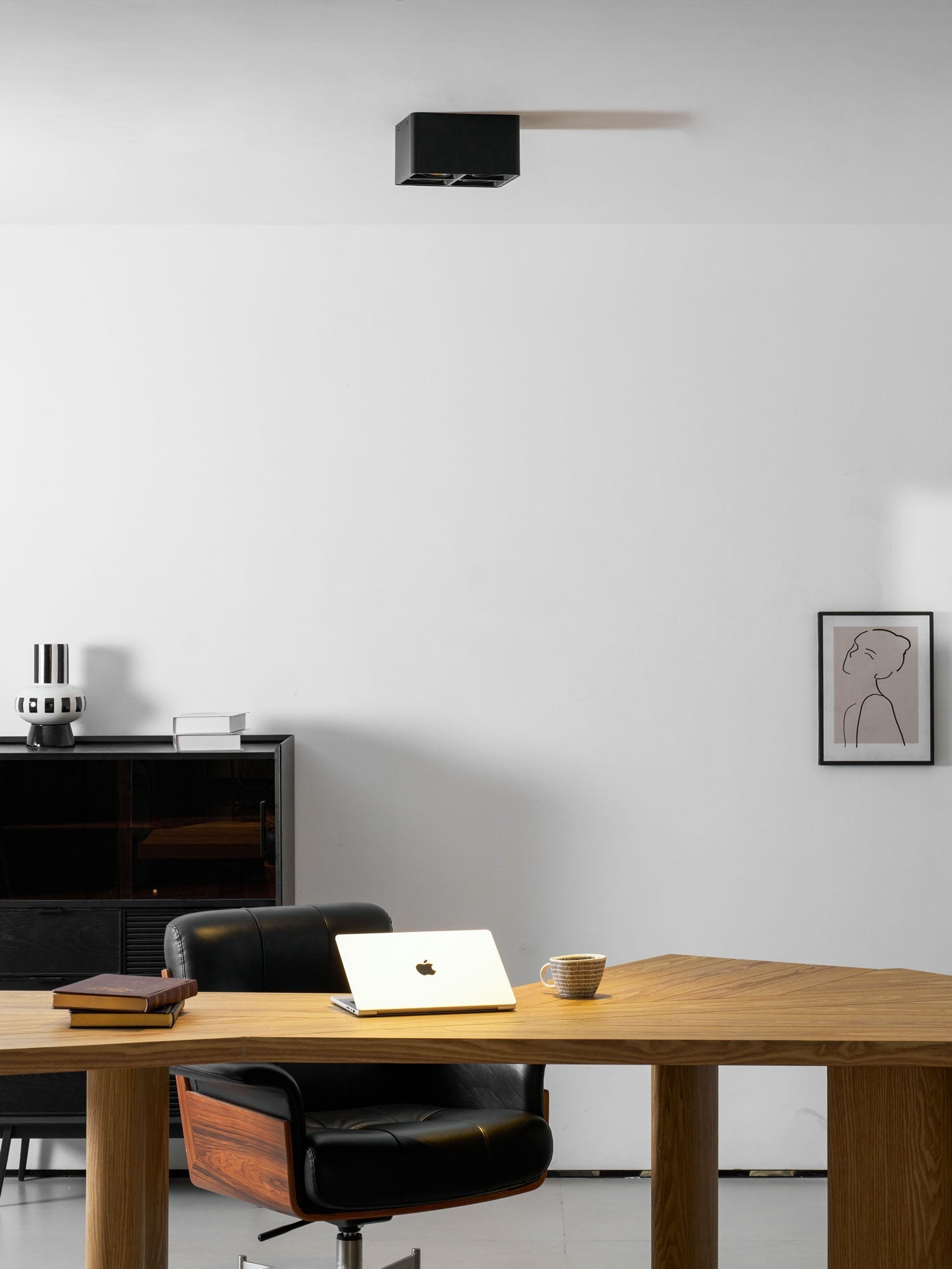 Giyan Surface Spotlight — Angular Steel Body, Recessless Ceiling Mount