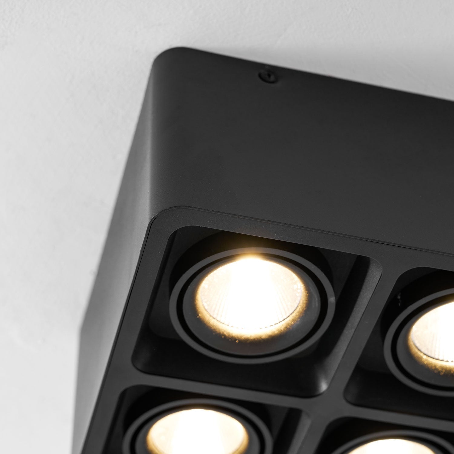 Giyan Surface Spotlight — Angular Steel Body, Recessless Ceiling Mount