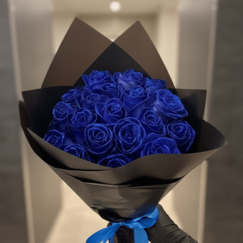 Glitrende kunstig rose, falsk blomst for elegant hjemmeinnredning
