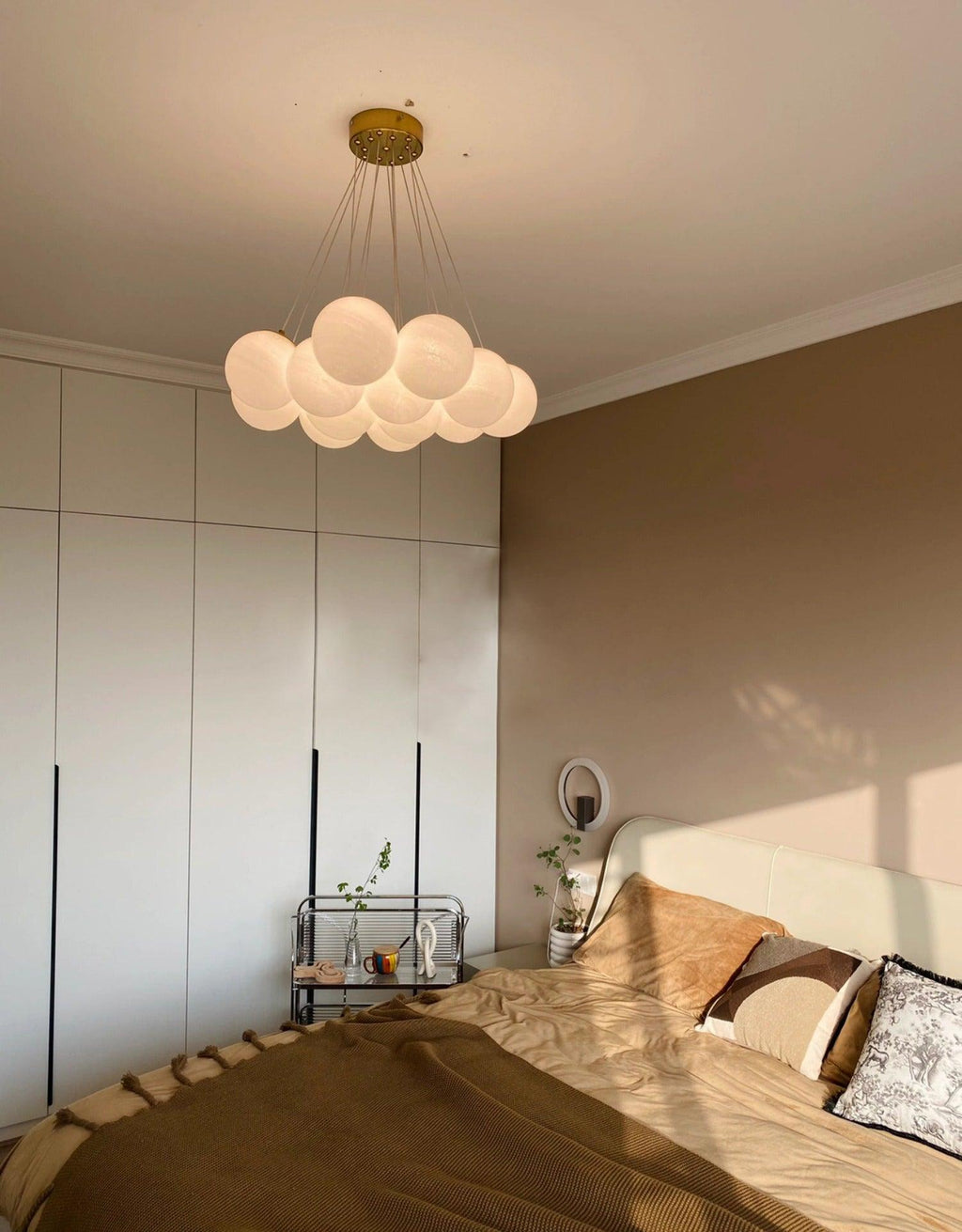 Contemporary Glass Cluster Ceiling Chandelier