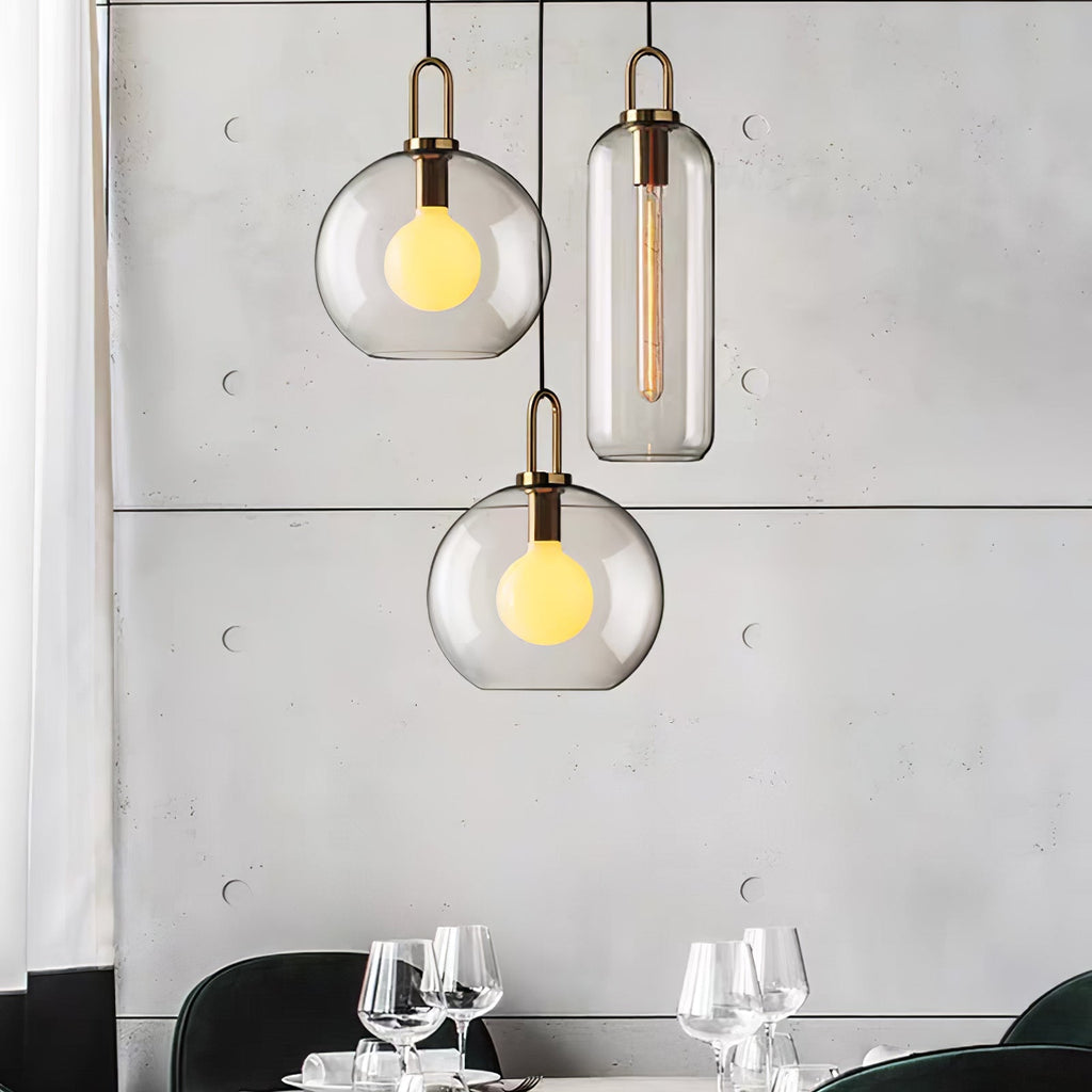Pendellampe i glas med swag-ledning