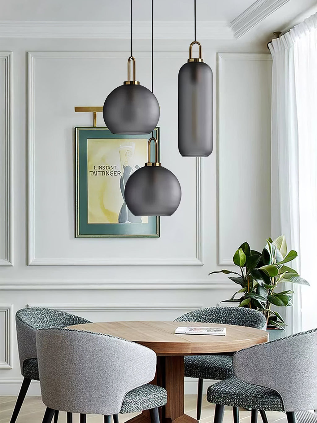 Pendellampe i glas med swag-ledning