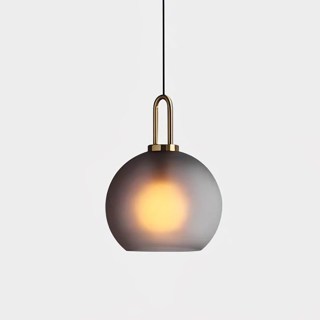Pendellampe i glas med swag-ledning