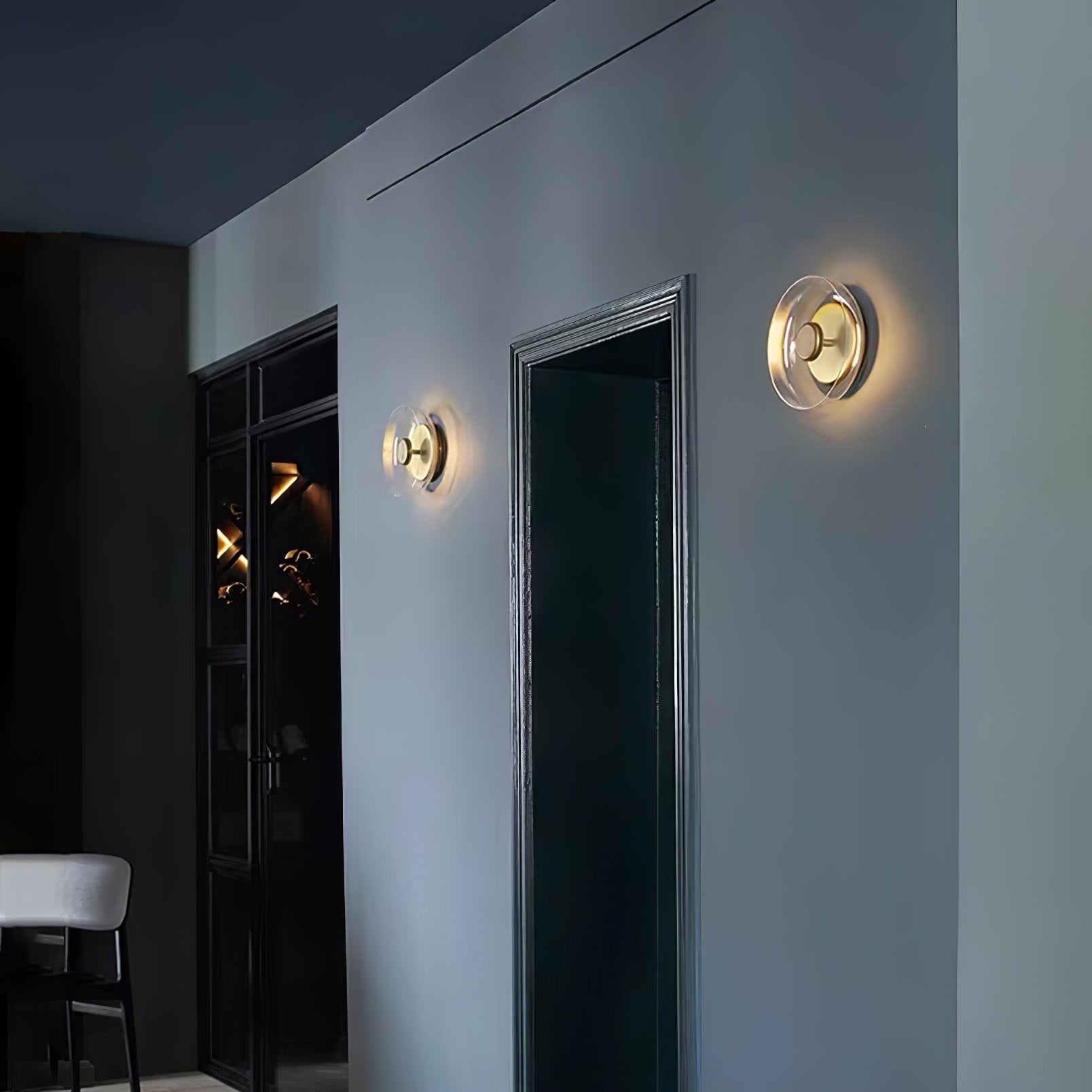 Glimmera rund væglampe — 9″ diameter, slankt design