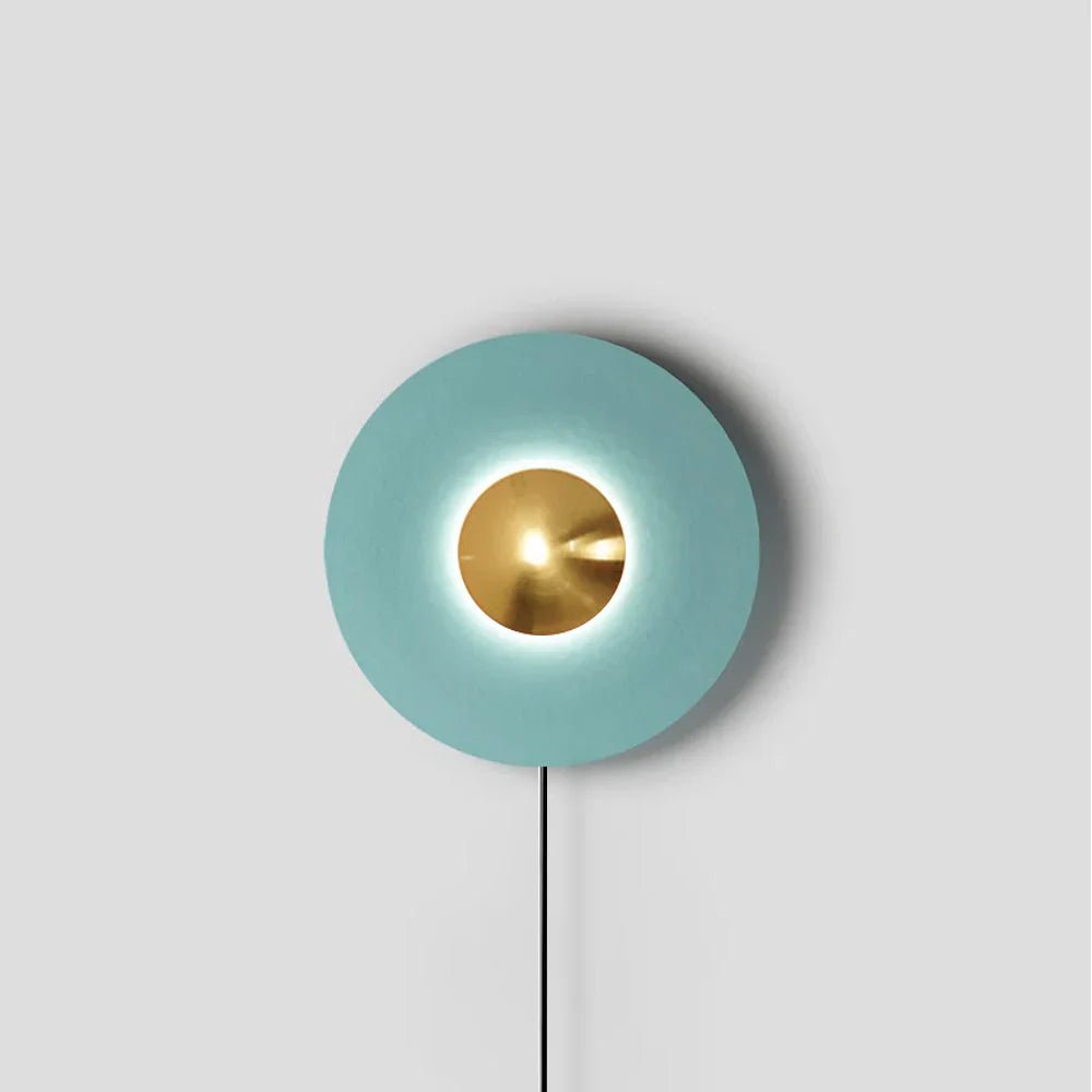 Simplicity Glow Plug - in Wall Light - Vakkerlight